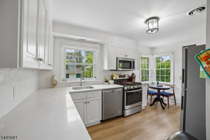 Knollwood - Residential