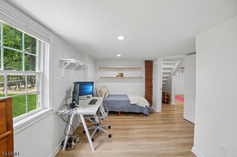 Knollwood - Residential
