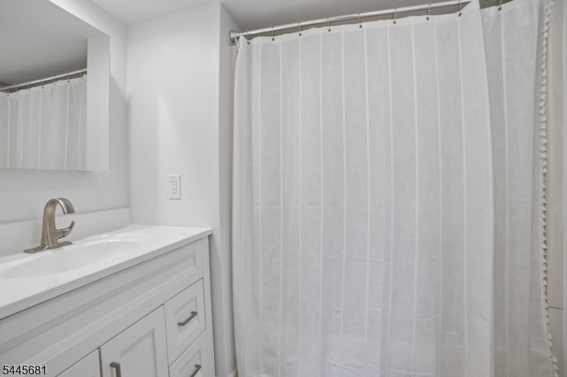 Knollwood - Residential