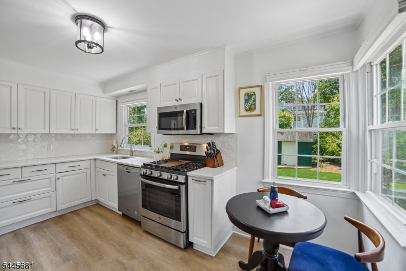 Knollwood - Residential