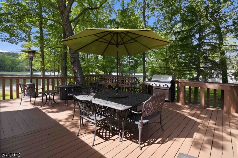 Shongum Lake - LAKEFRONT - Residential