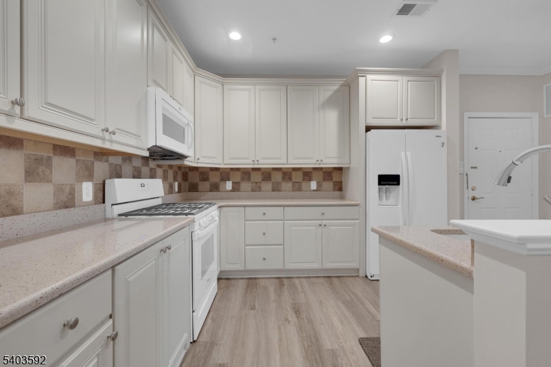 Horizons at Mt Arlington - Residential