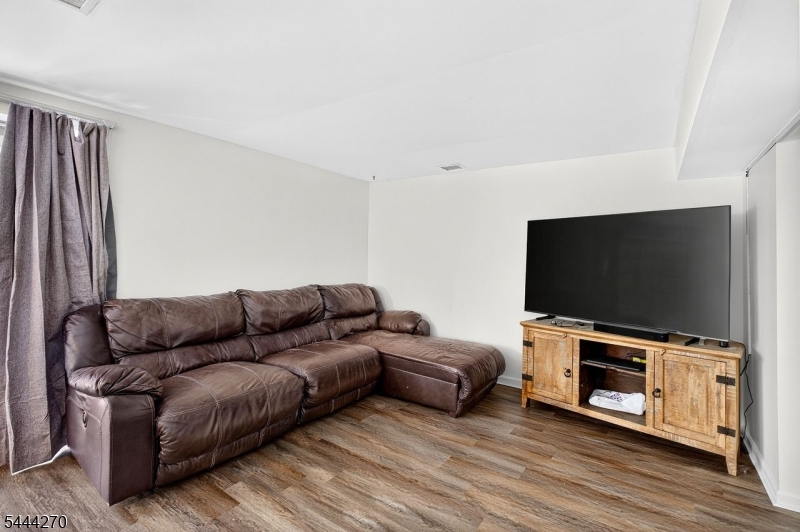 Slate Hill - Residential