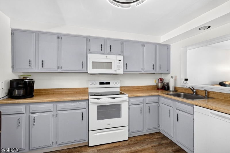 Slate Hill - Residential