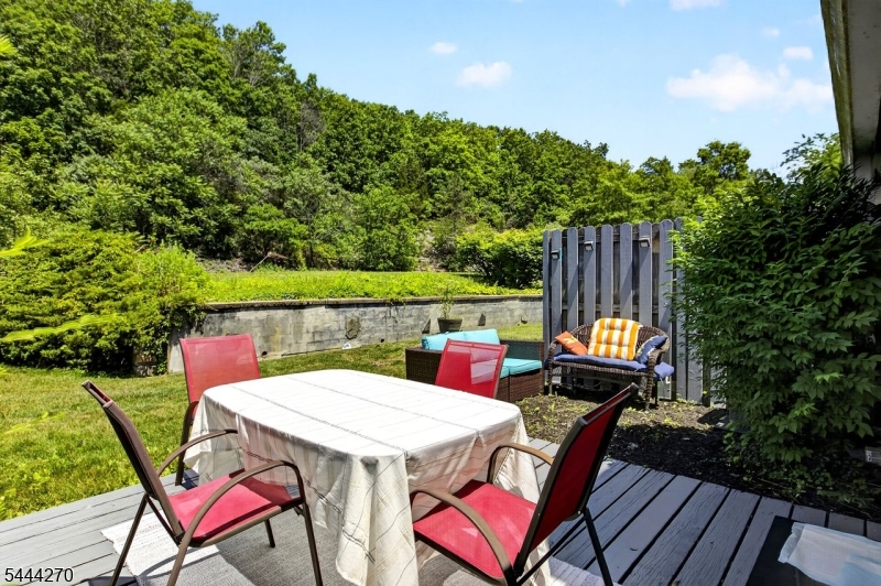 Slate Hill - Residential