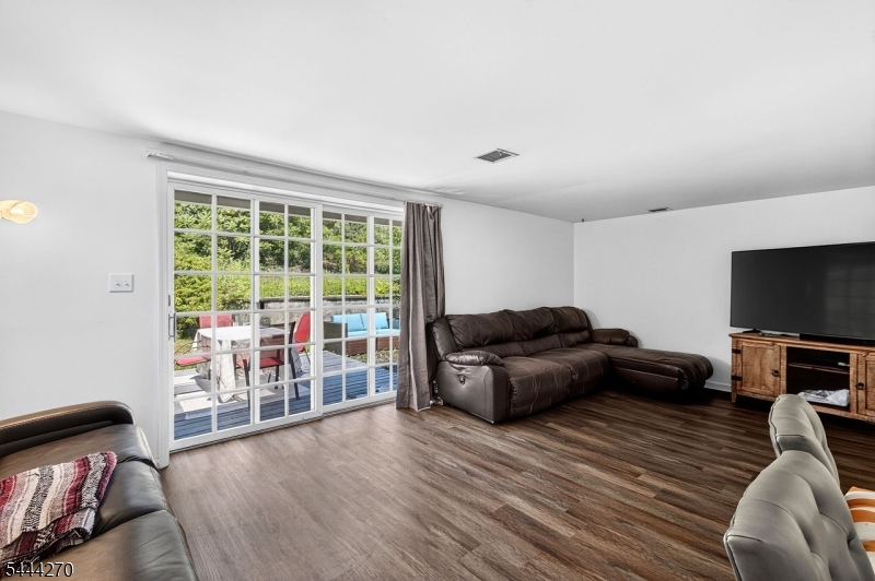 Slate Hill - Residential