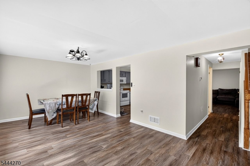 Slate Hill - Residential