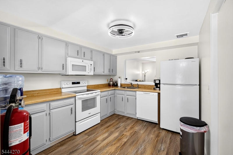 Slate Hill - Residential