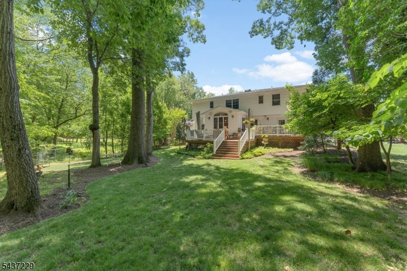Point of Woods - Residential