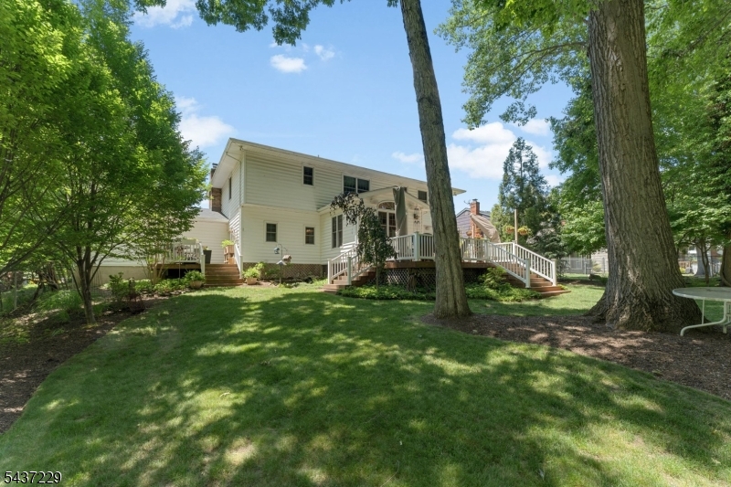Point of Woods - Residential