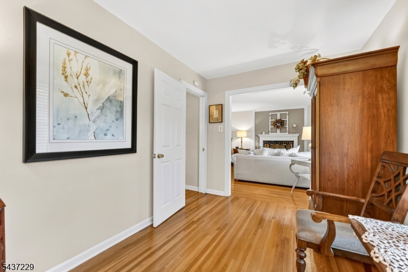 Point of Woods - Residential