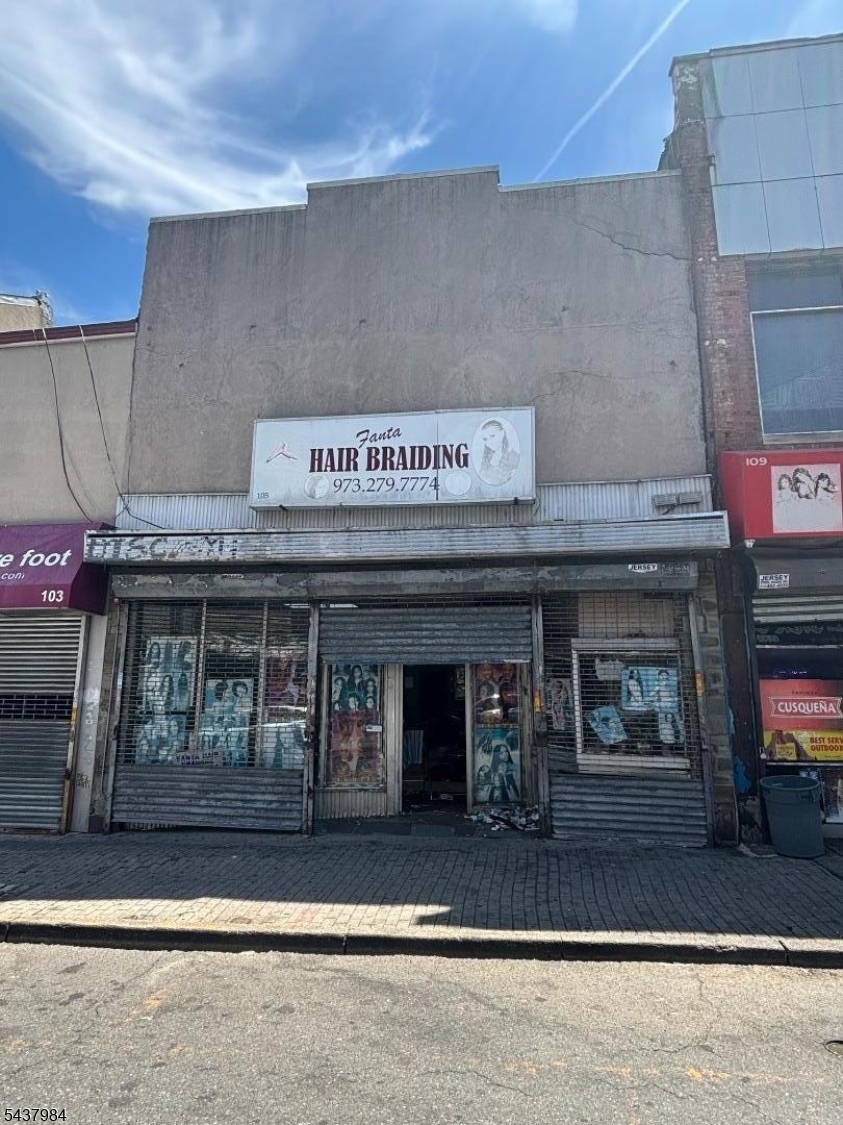 Downtown - Commercial Sale