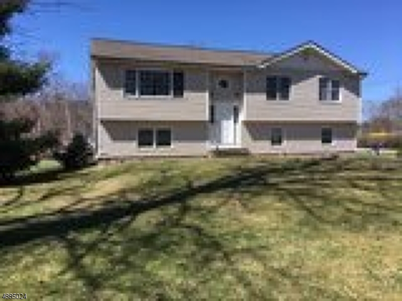 Great Bi-level in lake community. 3 Bedroom, 3 Bath with possible In-Law area on ground floor. Bank owned, all inspections, Township Certs, Permits, Co's and Realty Transfer Tax are buyers Resp. 1st Floor open floor plan w/ kitchen, DR & LR and center island. Master Bath, Main bath and Full bath on ground level with w/o. Lake Forest Waterways are best of both worlds, cul-de-sac location.Owner optional Membership to Lake Forest Yacht Club with swim team, beach, club house, tennis!  Master Lease may be required w/ ownership.Flood Insurance needed. Public water and Above Ground Outside oil tank! Great location