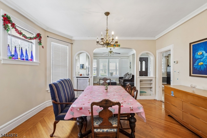 Forest Hill - Residential