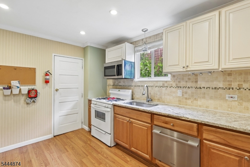 Forest Hill - Residential