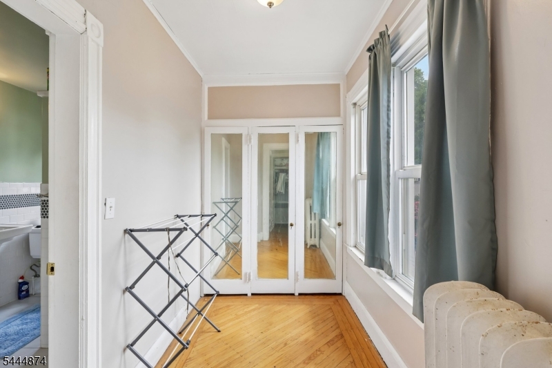 Forest Hill - Residential