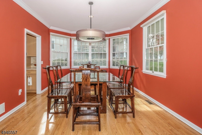 AMHERST MEWS - Residential Lease
