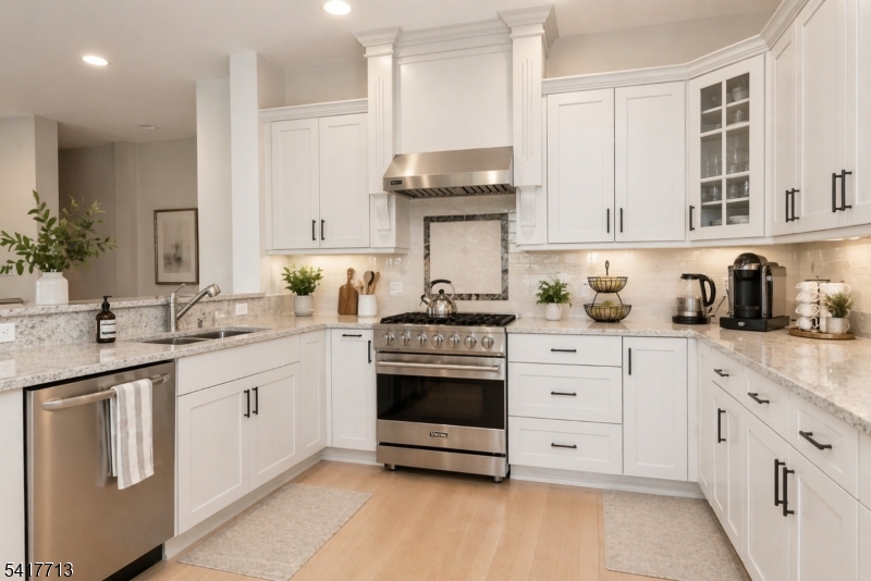 Summit  Pointe - Residential
