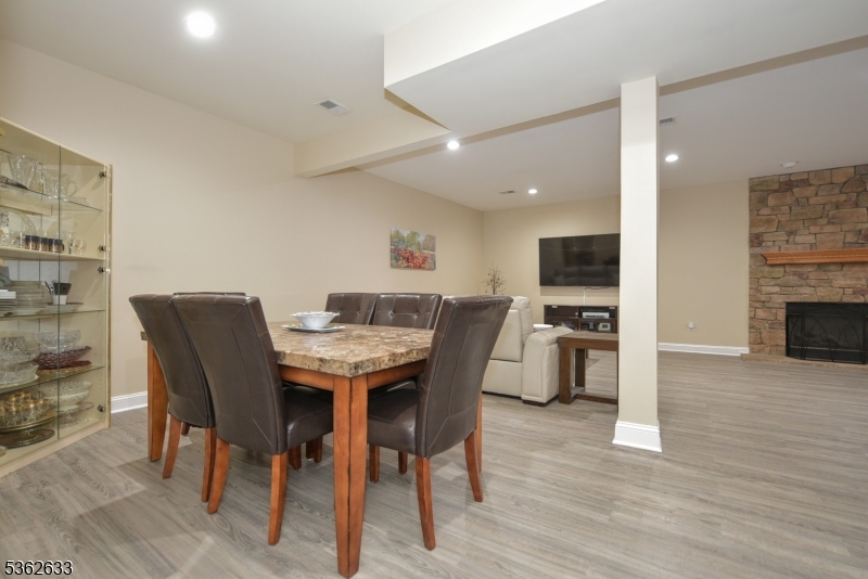 Summit  Pointe - Residential