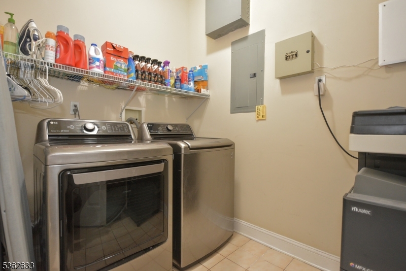 Summit  Pointe - Residential