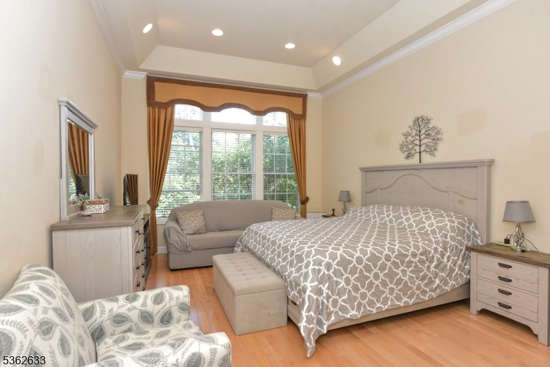 Summit  Pointe - Residential