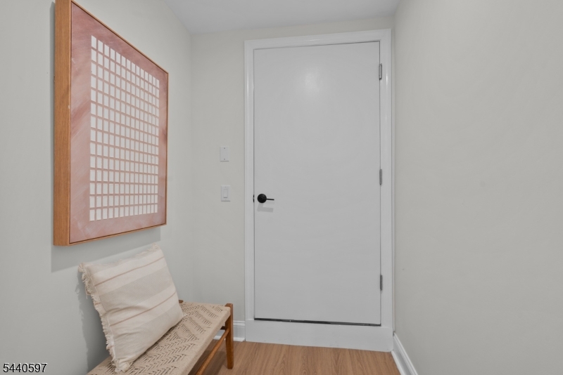 Gateway Manor - Residential