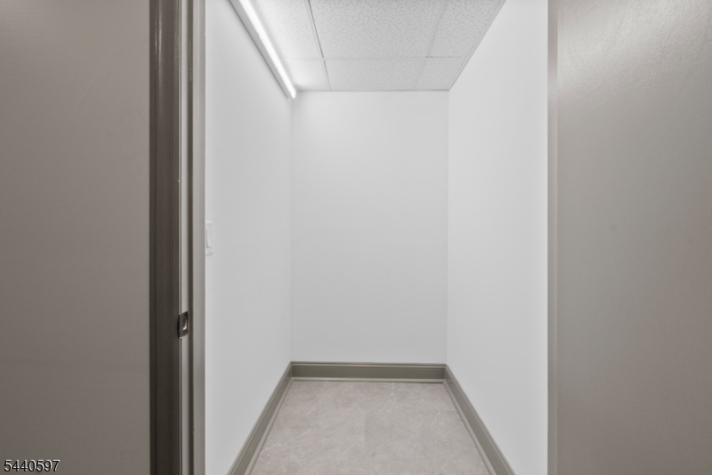 Gateway Manor - Residential