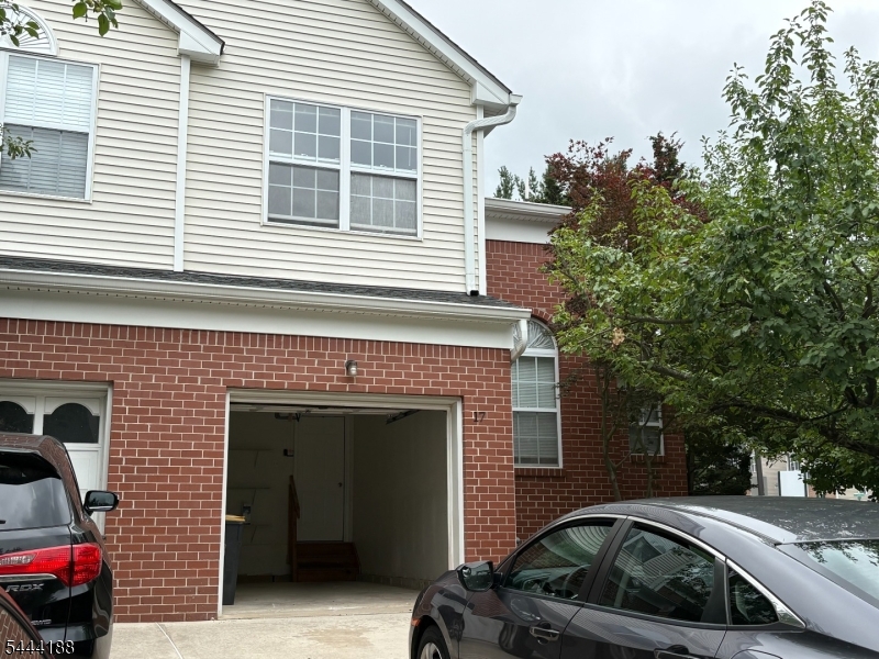Montgomery Hills - Residential