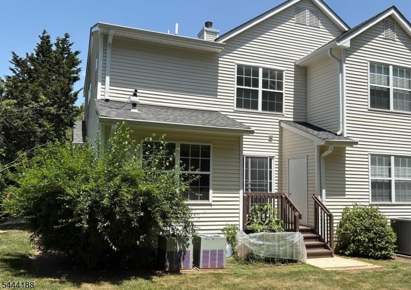 Montgomery Hills - Residential