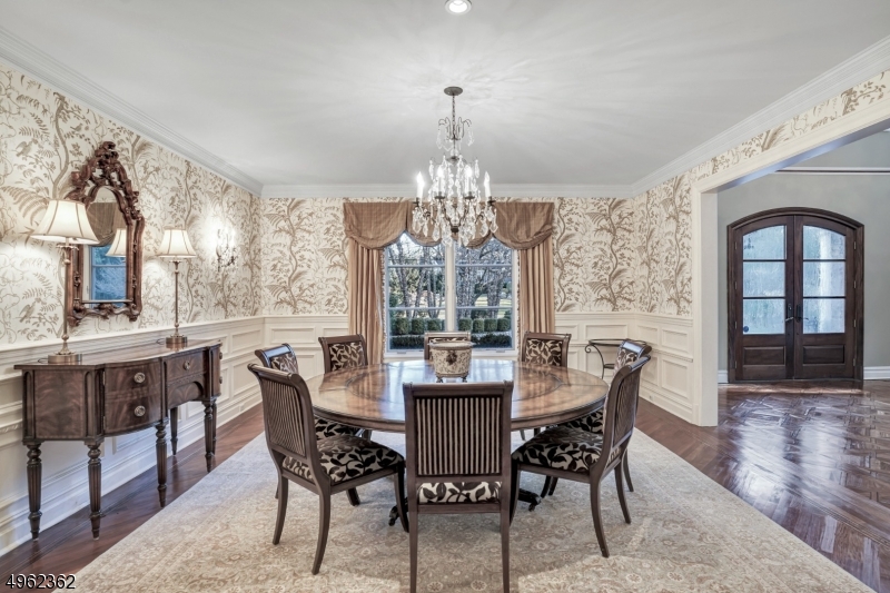 OLD SHORT HILLS - Residential