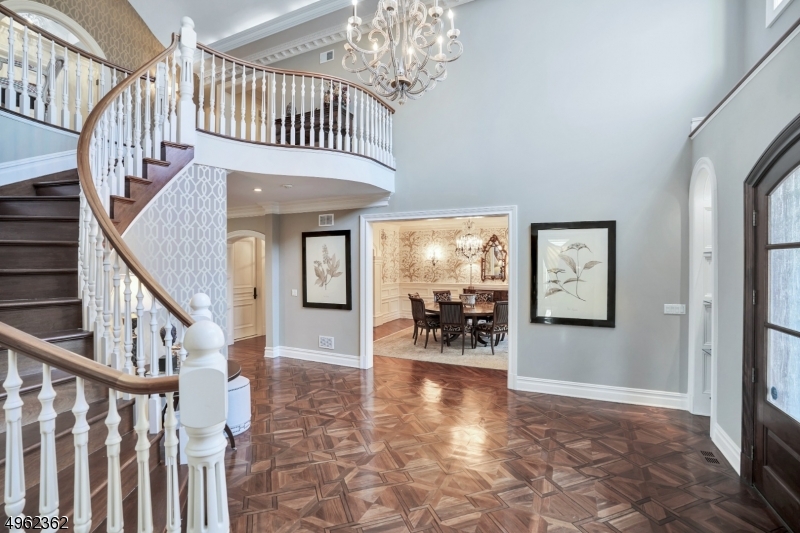 OLD SHORT HILLS - Residential