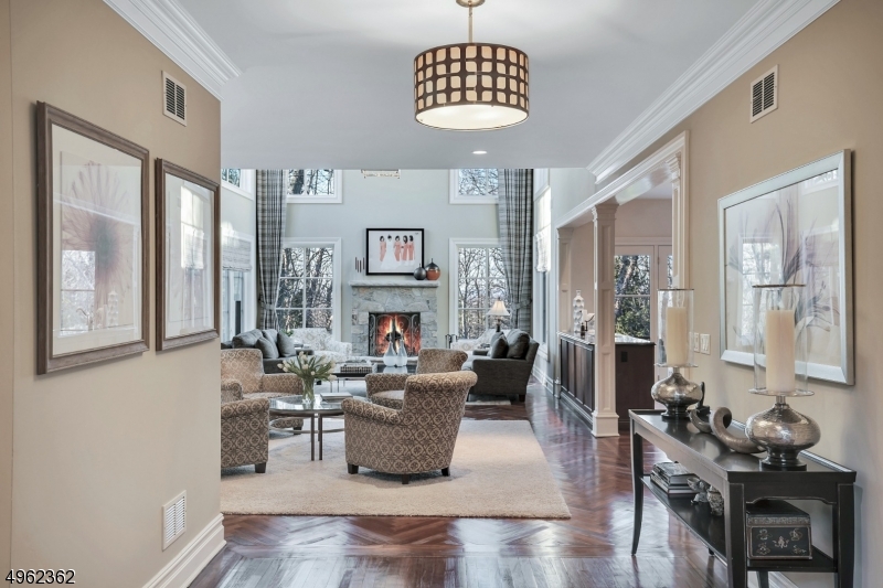OLD SHORT HILLS - Residential