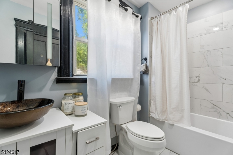 Upper Clinton Hill - Residential Income