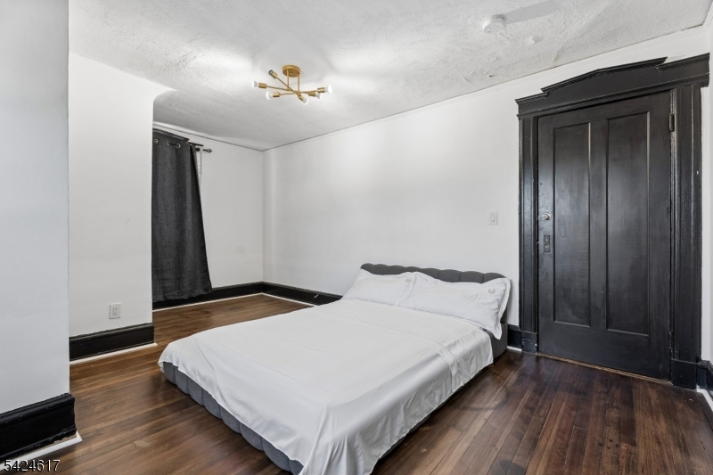 Upper Clinton Hill - Residential Income