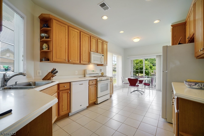 SOMERSET RUN - Residential