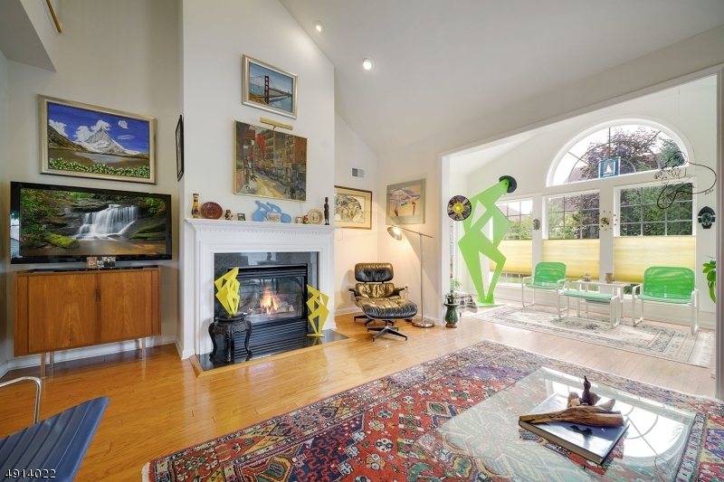 SOMERSET RUN - Residential