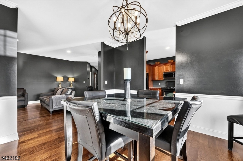 River Trace at Branchburg - Residential