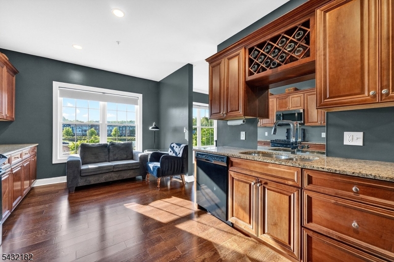 River Trace at Branchburg - Residential