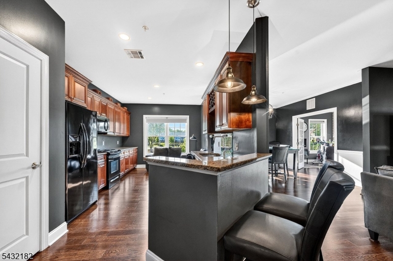 River Trace at Branchburg - Residential