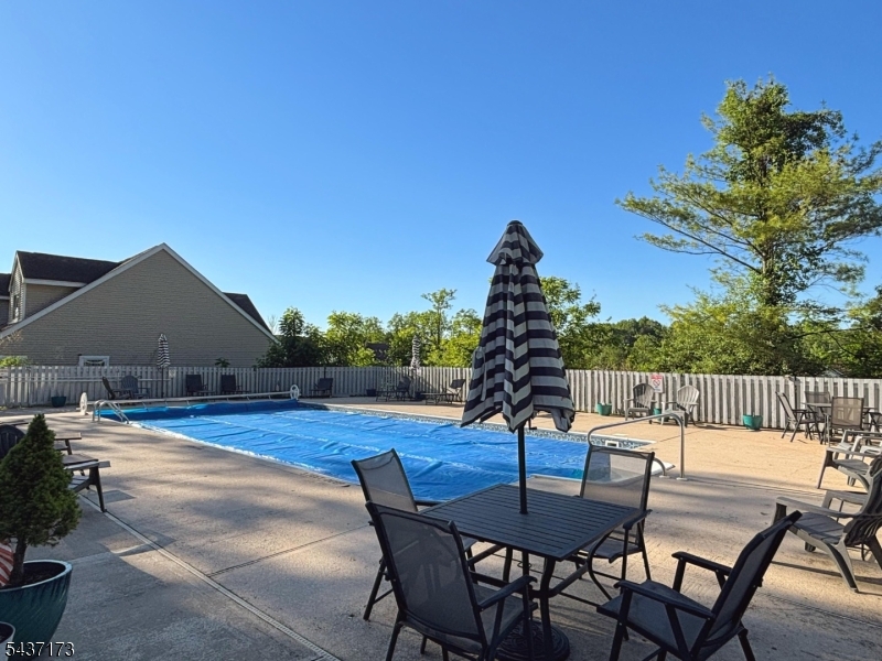 Falcon Ridge - Residential