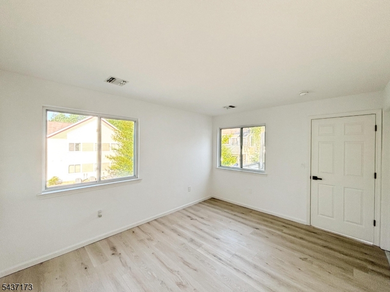 Falcon Ridge - Residential