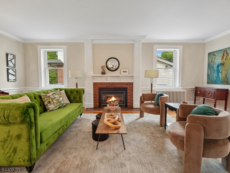 Tuxedo Park - Residential