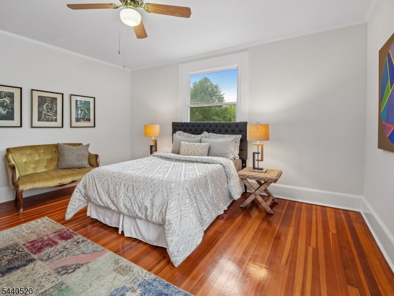 Tuxedo Park - Residential