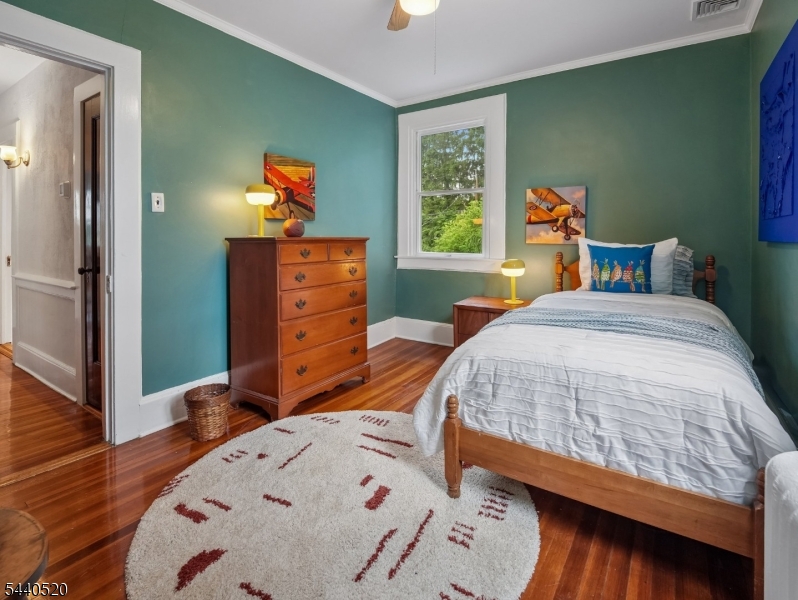 Tuxedo Park - Residential