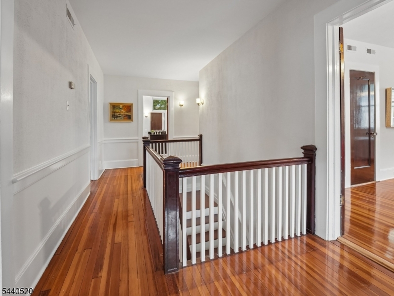 Tuxedo Park - Residential