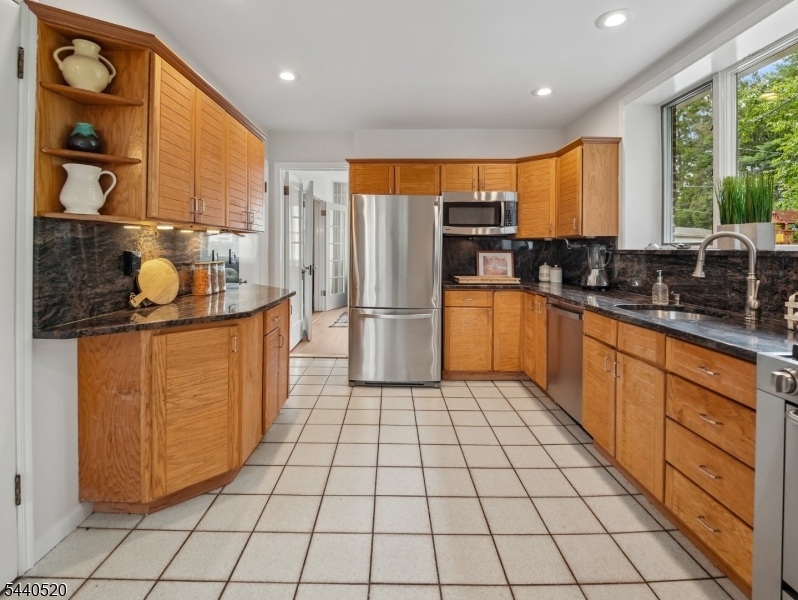 Tuxedo Park - Residential