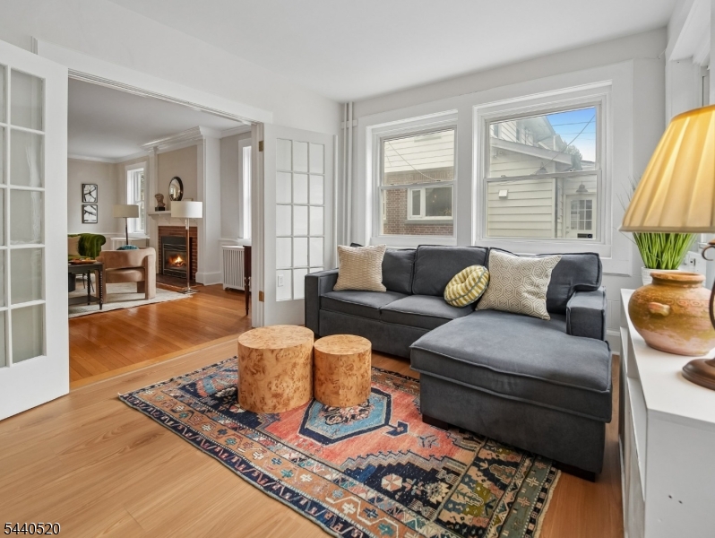 Tuxedo Park - Residential