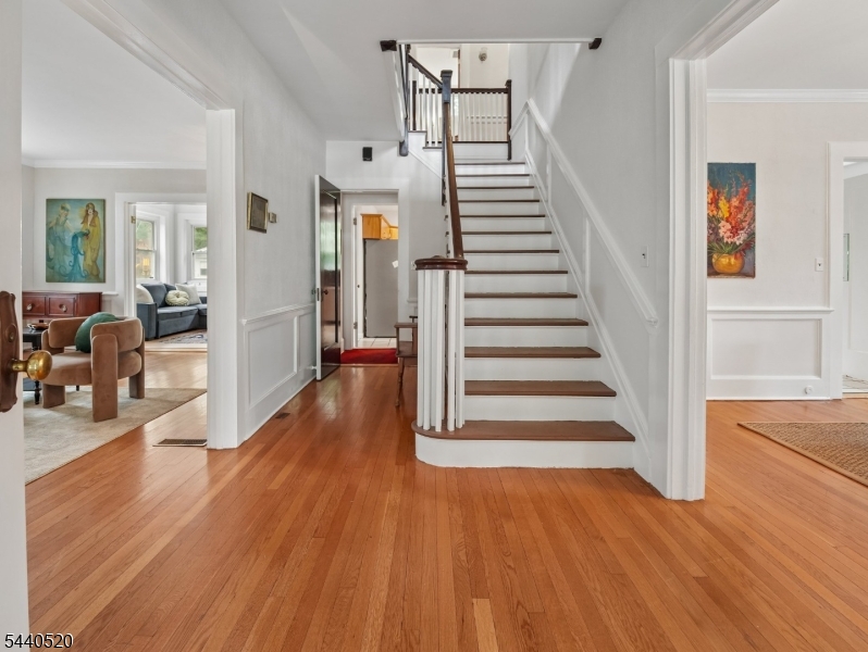 Tuxedo Park - Residential