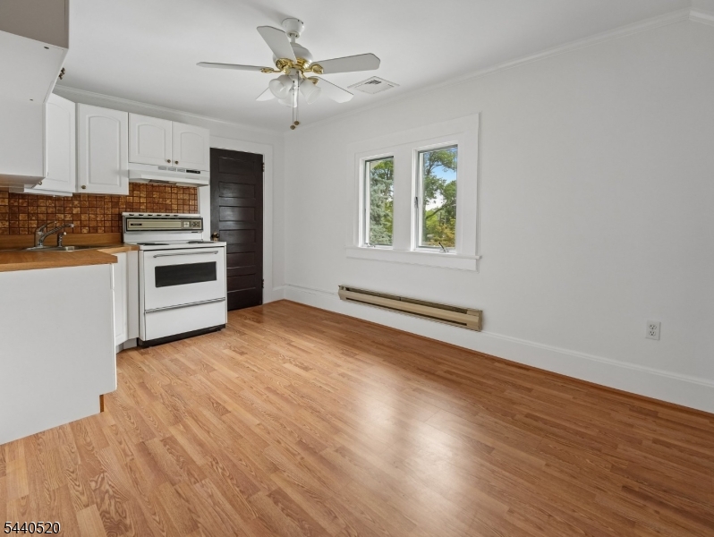 Tuxedo Park - Residential