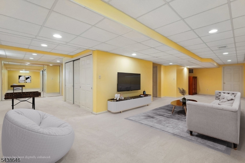 Pike Run Villas - Residential